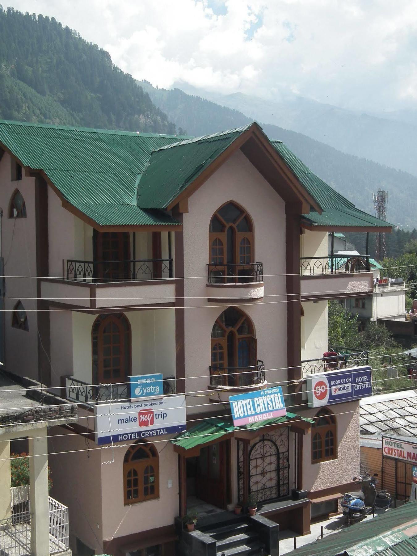 Hotel Crystal Manali  Exterior photo